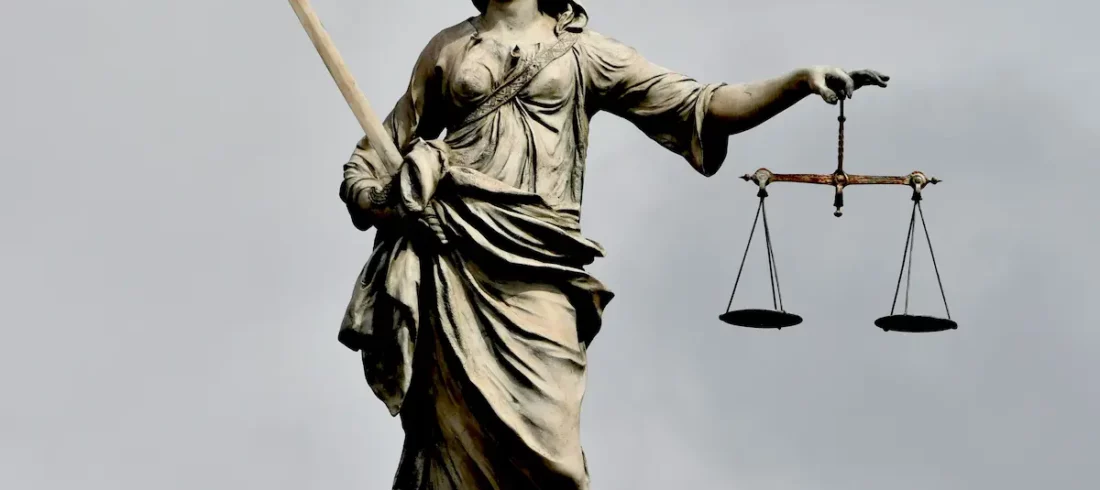 garde-a-vue-majeur-protege-qpc-droits