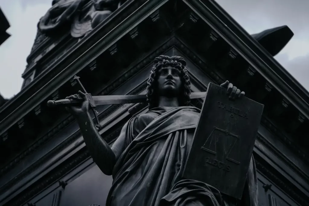 majeur protégé détention provisoire avis curateur.